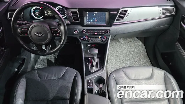 Kia Niro 2017 thumb 4