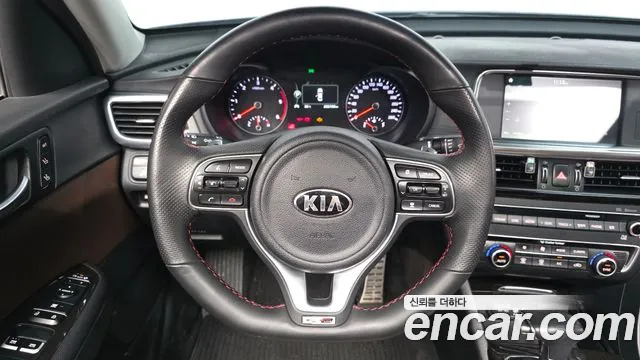 Kia K5 2016 thumb 12
