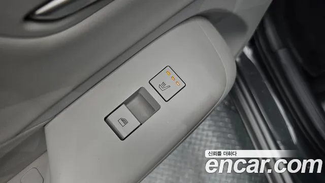Hyundai Kona 2024 thumb 4