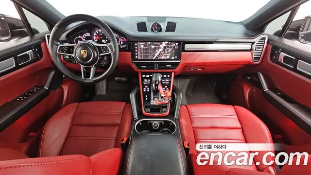 Porsche Cayenne 2022 thumb 3
