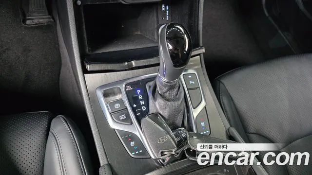 Hyundai Grandeur 2016 thumb 8