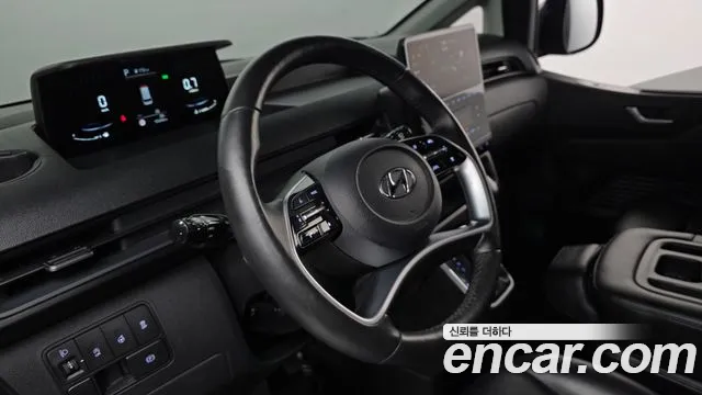 Hyundai Staria 2023 thumb 12