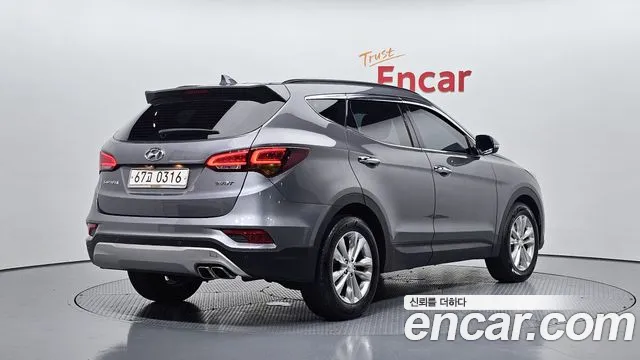 Hyundai Santafe 2016 thumb 5
