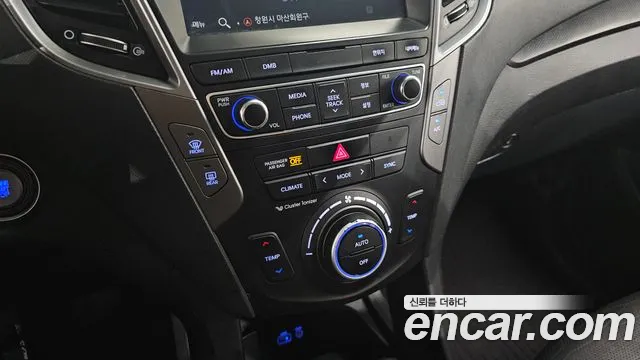Hyundai Santafe 2016 thumb 8