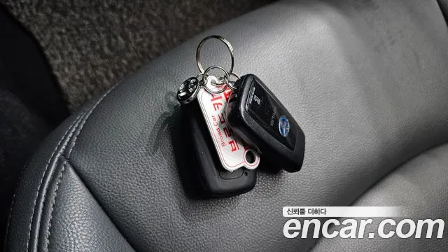 Toyota Prius 2017 thumb 5