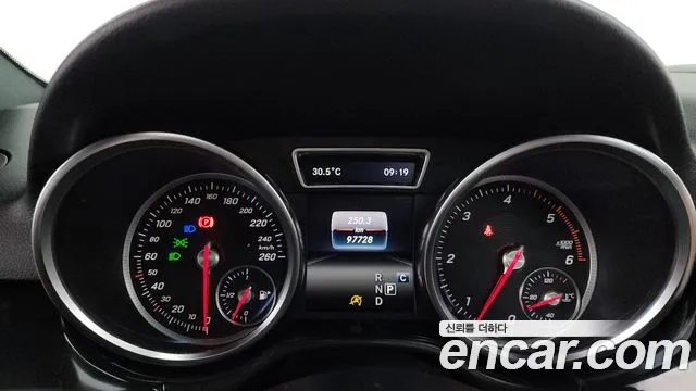 Mercedes-Benz GLE-Класс 2017 thumb 4