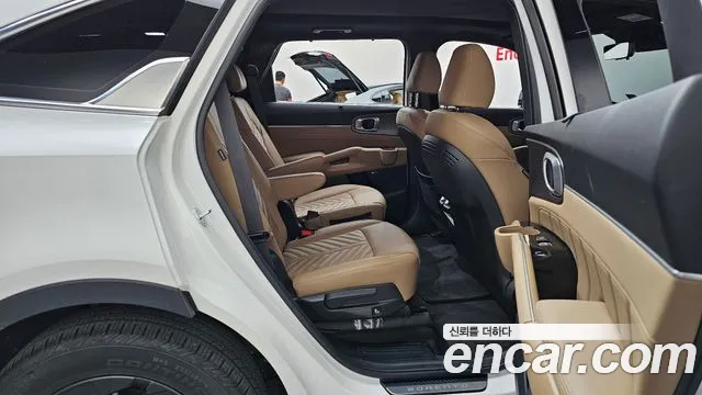 Kia Sorento 2024 thumb 3