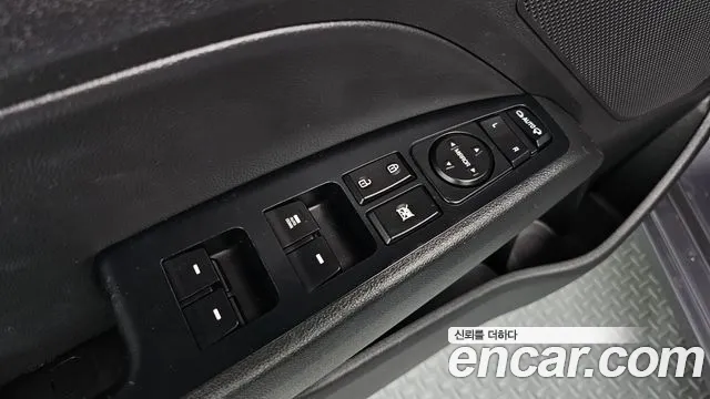 Hyundai Avante 2017 thumb 5