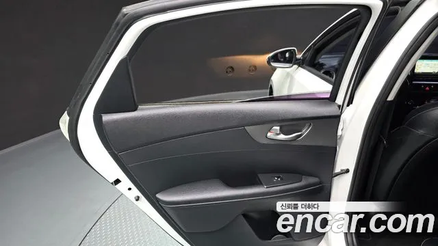 Kia K3 2019 thumb 10