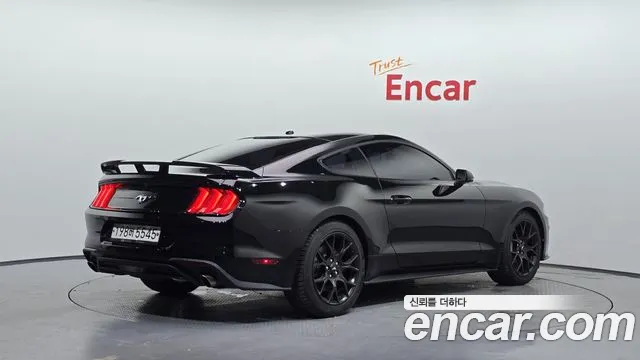 Ford Mustang 2019 thumb 6