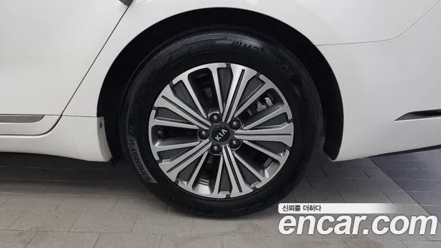 Kia Hybrid 2018 thumb 4