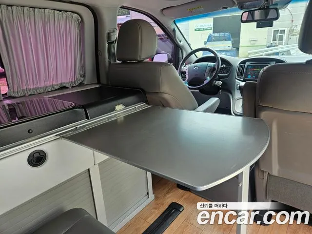 Hyundai Staria 2017 thumb 8