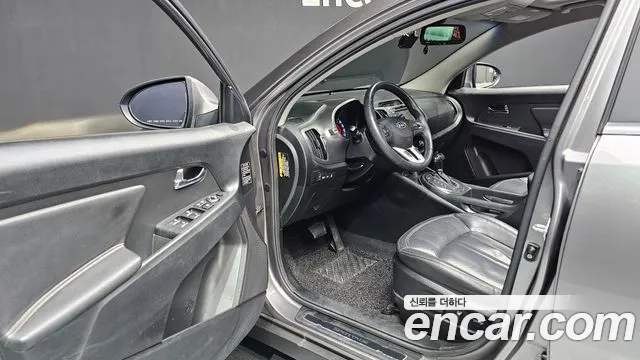 Kia Sportage 2010 thumb 7
