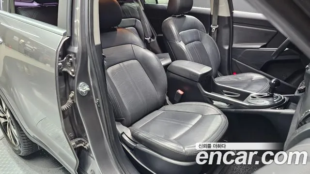 Kia Sportage 2010 thumb 11