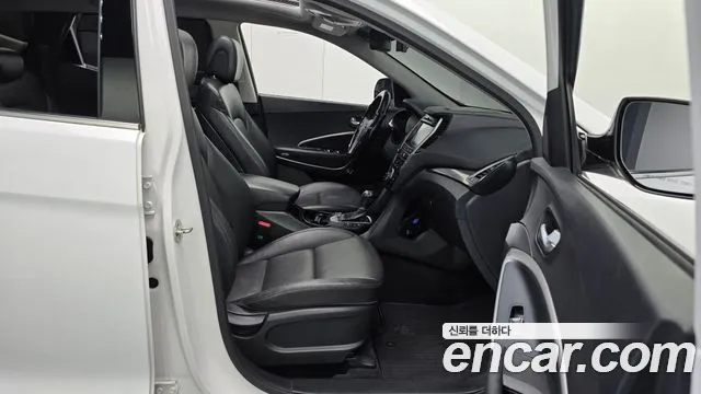 Hyundai Santafe 2017 thumb 5