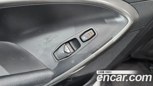 Hyundai Santafe 2017 thumb 3