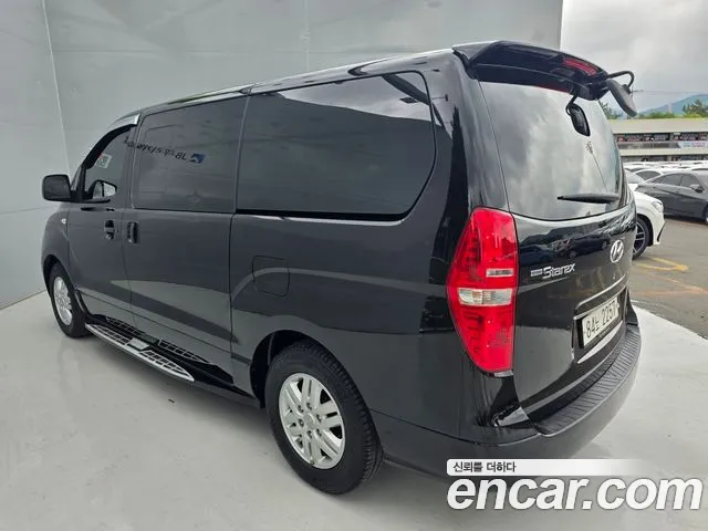Hyundai Starex 2017 thumb 6