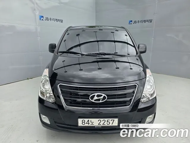 Hyundai Starex 2017 thumb 11