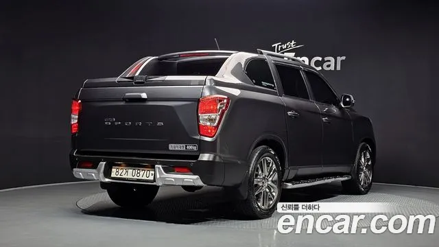 KGM Rexton 2019 thumb 9