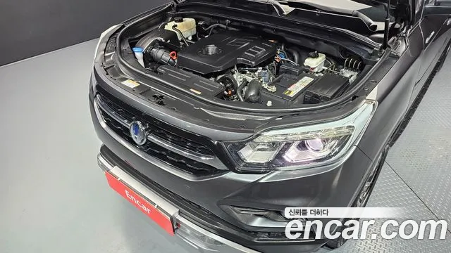 KGM Rexton 2019 thumb 4