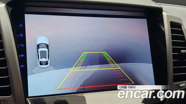 KGM Rexton 2019 thumb 12