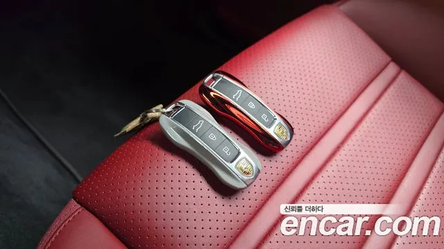 Porsche Cayenne 2022 thumb 8