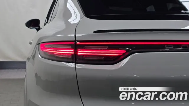 Porsche Cayenne 2022 thumb 10