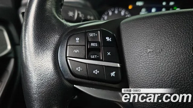 Ford Explorer 2019 thumb 5