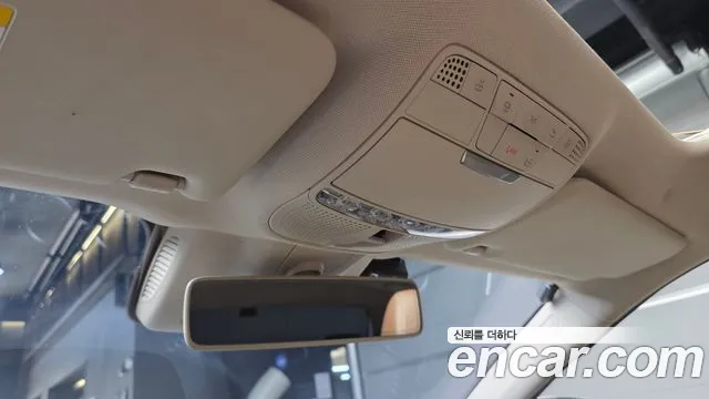 Mercedes-Benz E-Class 2019 thumb 5