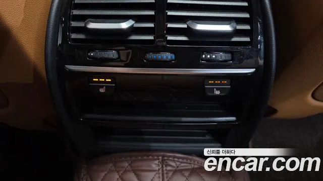 BMW 5 серии 2018 thumb 8