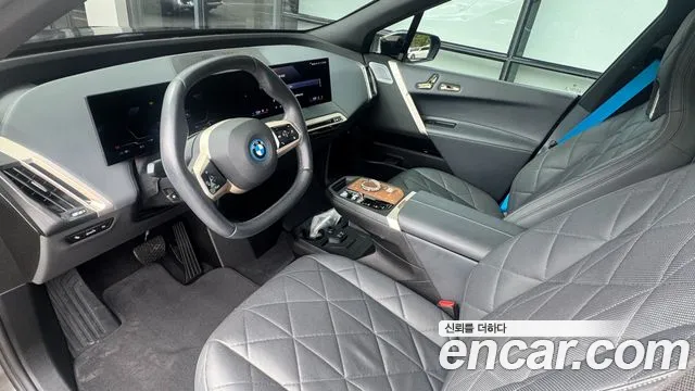 BMW iX 2024 thumb 7