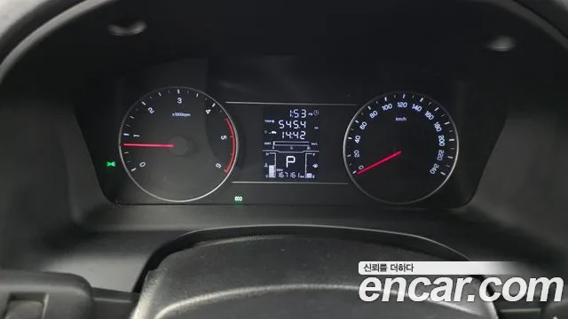 KGM Rexton 2018 thumb 9