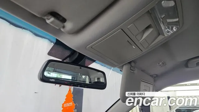 KGM Rexton 2018 thumb 11