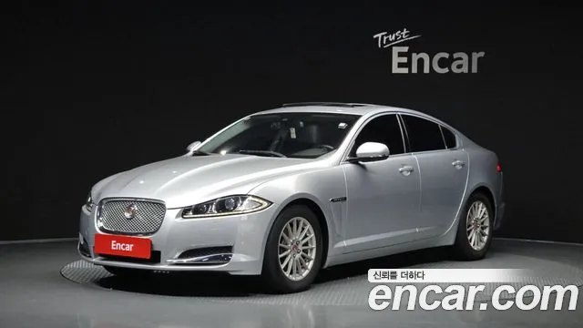 Jaguar XF 2014 thumb 3