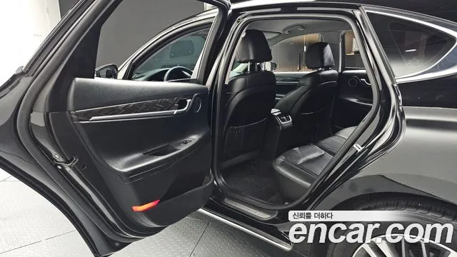 Hyundai Grandeur 2018 thumb 8