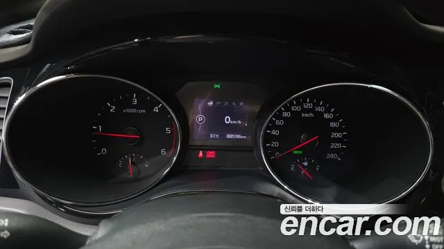 Kia Carnival 2018 thumb 6