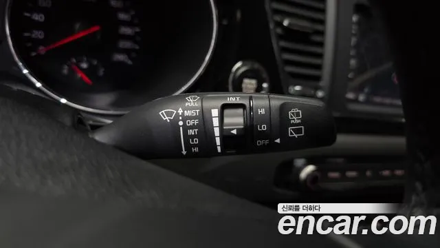 Kia Carnival 2018 thumb 4