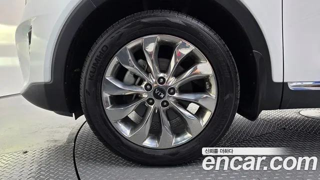 Kia Sorento 2018 thumb 8