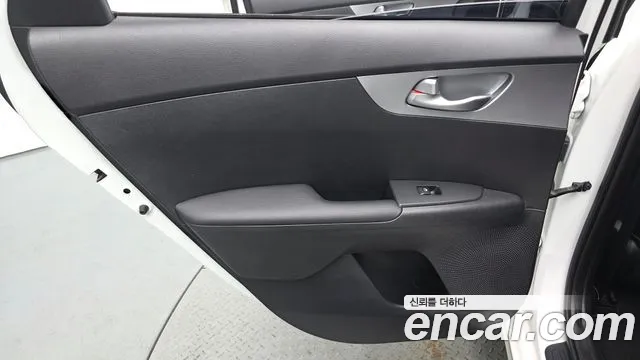 Kia K3 2022 thumb 2
