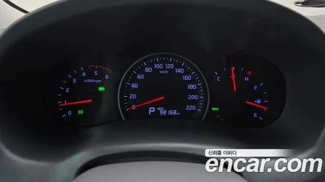 Kia Canival 2012 thumb 8