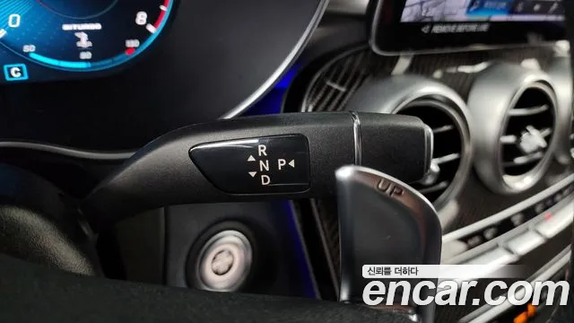 Mercedes-Benz GLC 2022 thumb 4