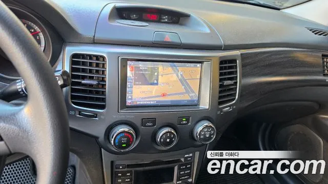 Kia Lotze 2009 thumb 10