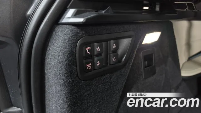 BMW X7 2025 thumb 9