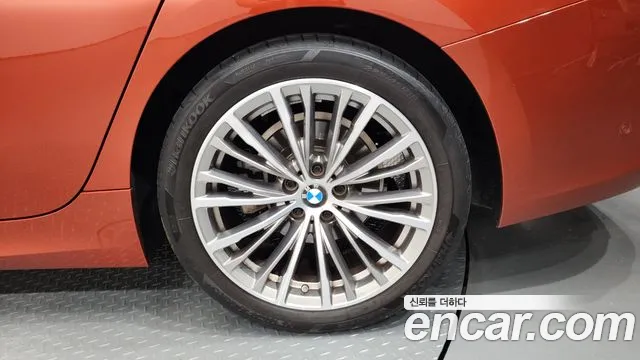 BMW 3 серии 2020 thumb 2