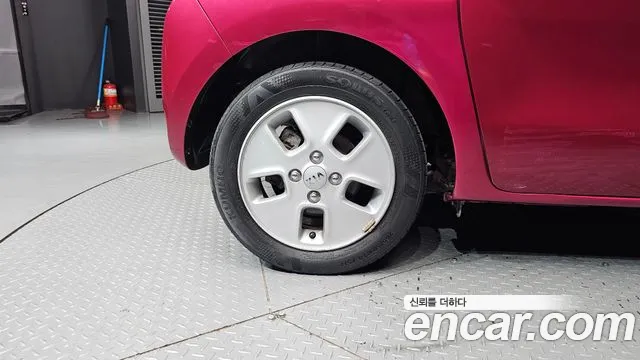 Kia Ray 2012 thumb 11