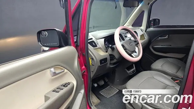 Kia Ray 2012 thumb 12