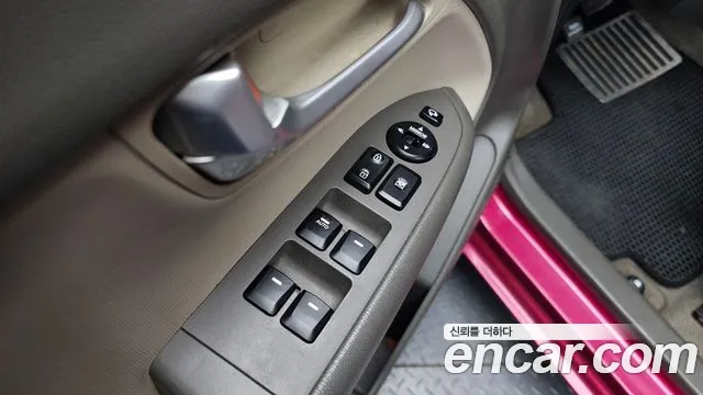Kia Ray 2012 thumb 10