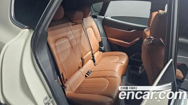 Maserati Levante 2020 thumb 7