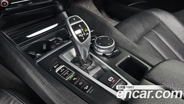 BMW X6 2015 thumb 9