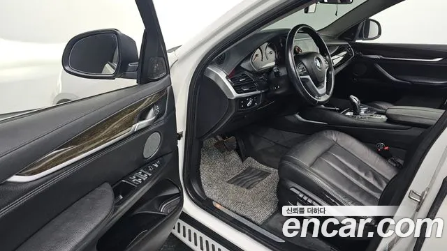 BMW X6 2015 thumb 10